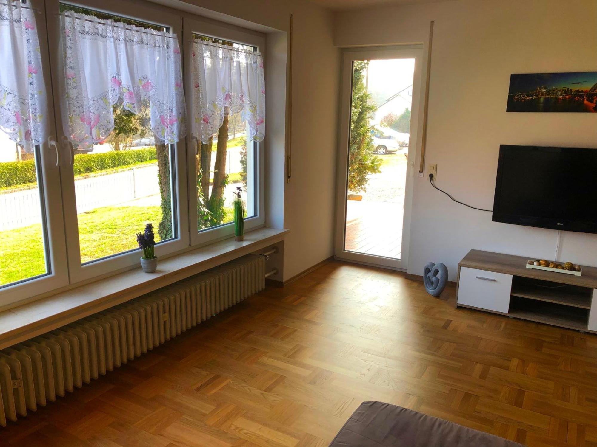Ferienwohnungen / Ferienhaus Adelsried Exterior foto